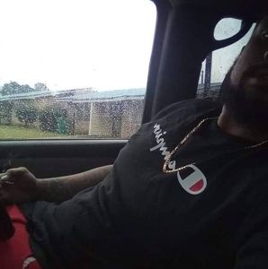 Meet your Posher, Dereck